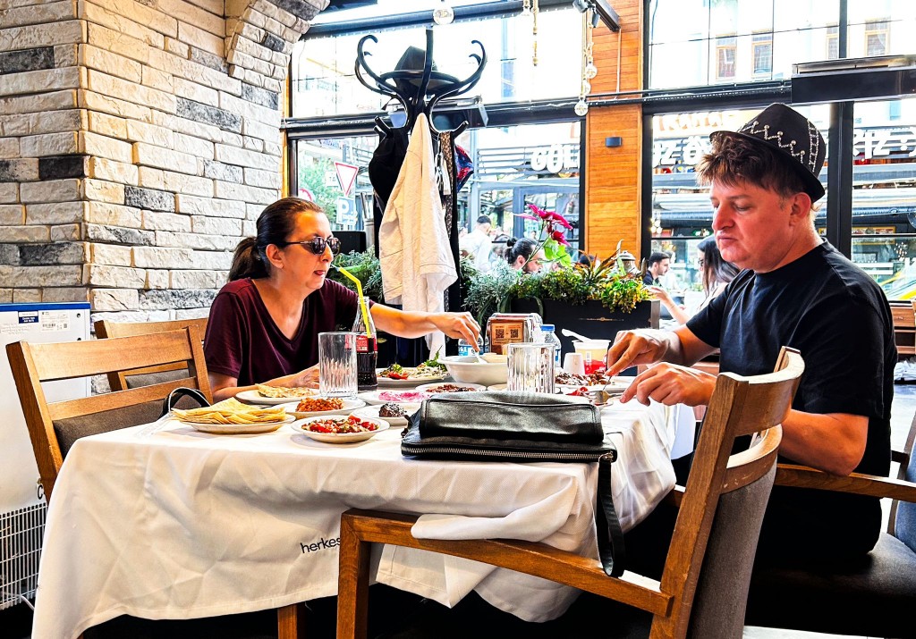 whatsapp_121 whatsapp_121