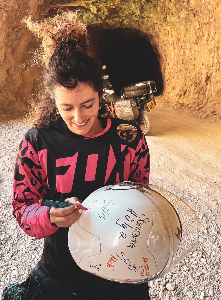 whatsapp_163 whatsapp_163