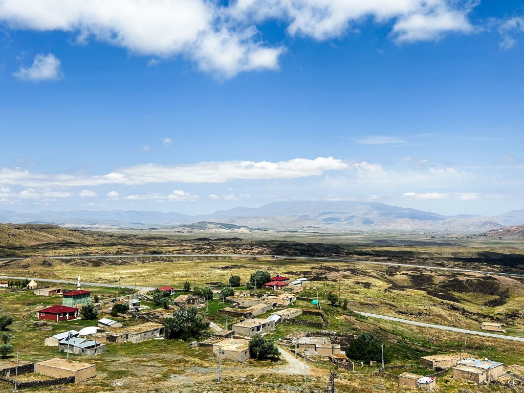 whatsapp_196 whatsapp_196