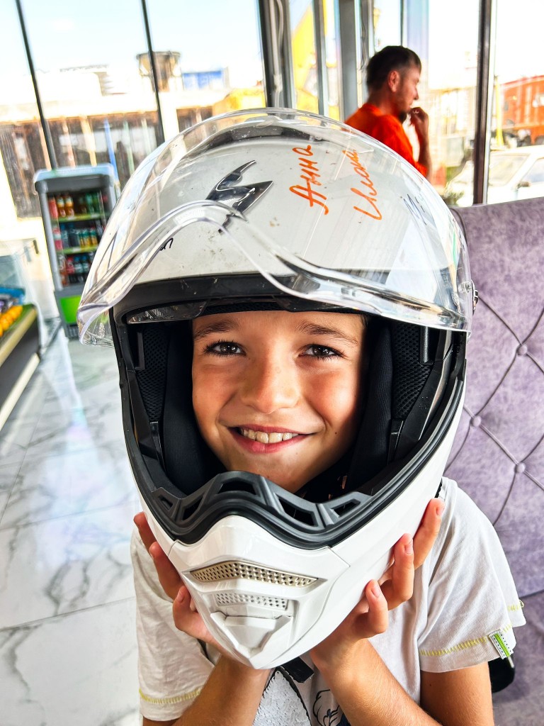 whatsapp_282 whatsapp_282