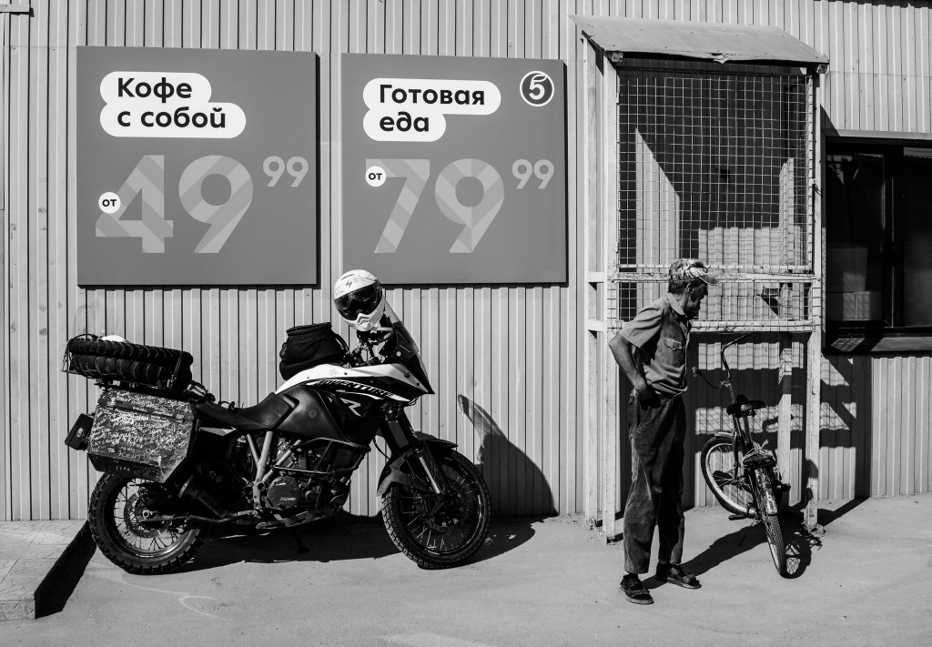 whatsapp_319 whatsapp_319