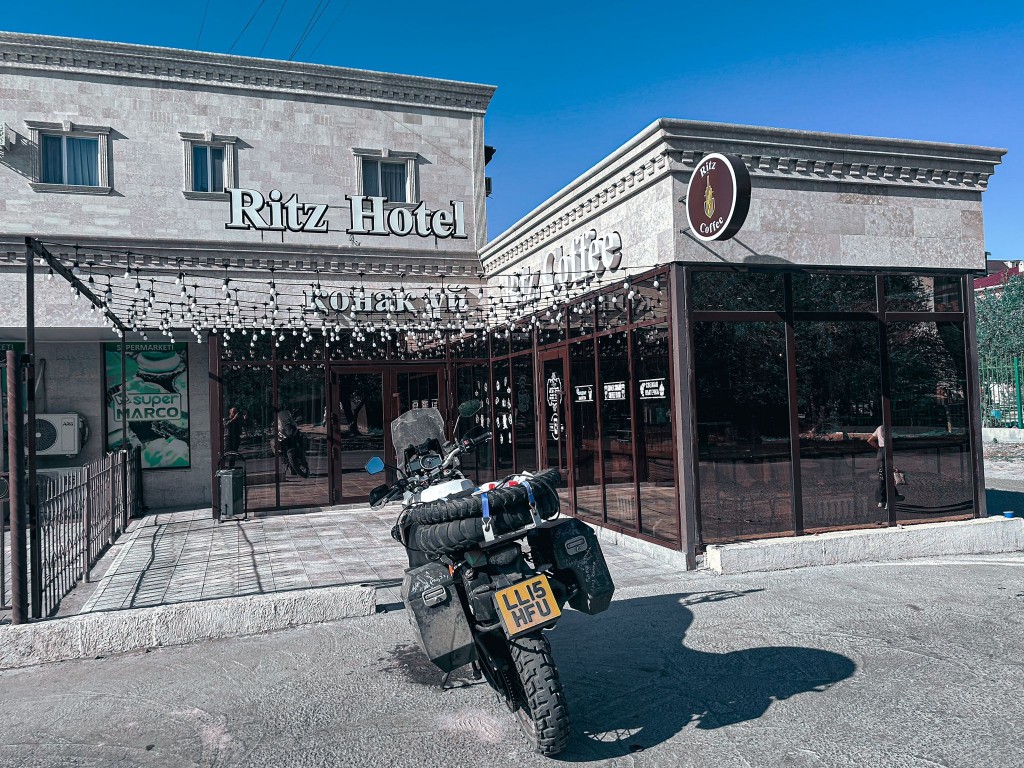 whatsapp_335 whatsapp_335